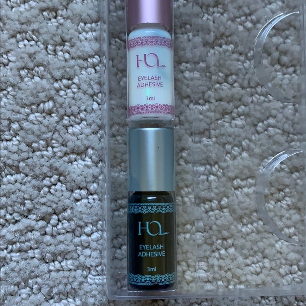 NEW False Lashes, glue and applicator LOT - Picture 8 of 9